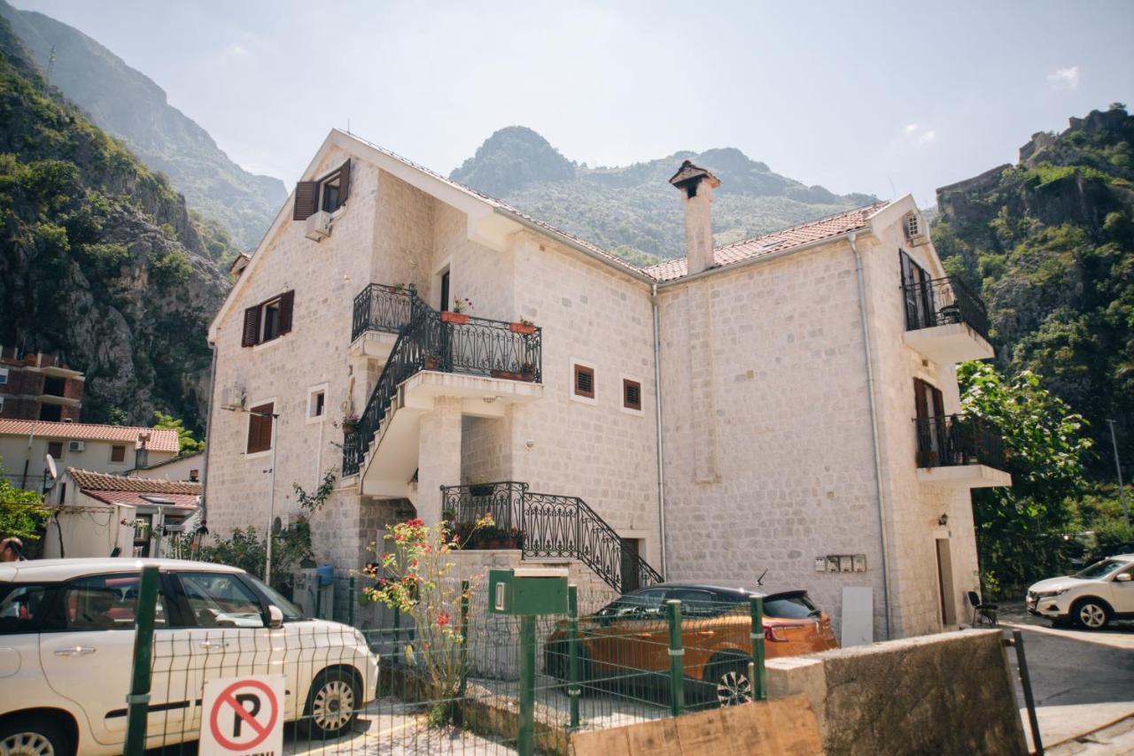 Filip Deluxe Rooms Kotor Exterior photo